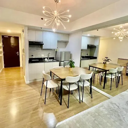 Abreeza Studio Suite 2321 - Pool, Wifi, City View, Washer, Ac, Netflix, Mall Davao Exterior photo