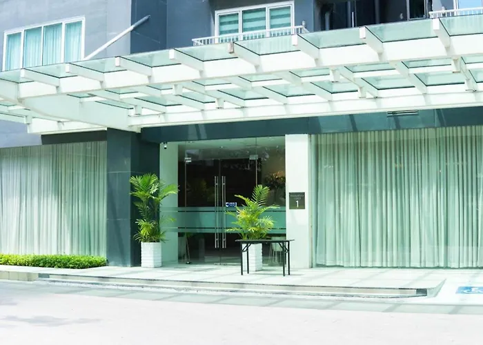 Abreeza Studio Suite 2321 - Pool, Wifi, City View, Washer, Ac, Netflix, Mall