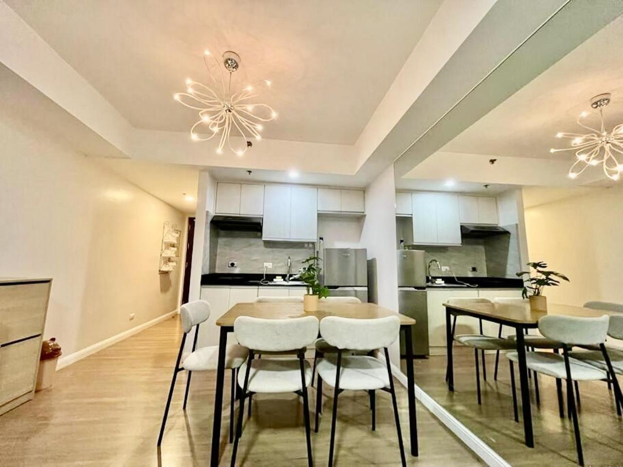 Apartment Abreeza 2321 - Pool, Wifi, View, Washer, Ac, Netflix, Mall Davao