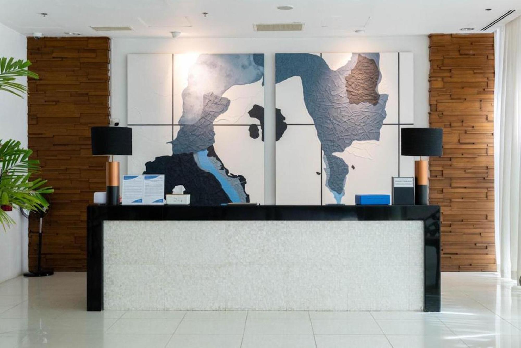 Abreeza 2321 - Pool, Wifi, View, Washer, Ac, Netflix, Mall Davao