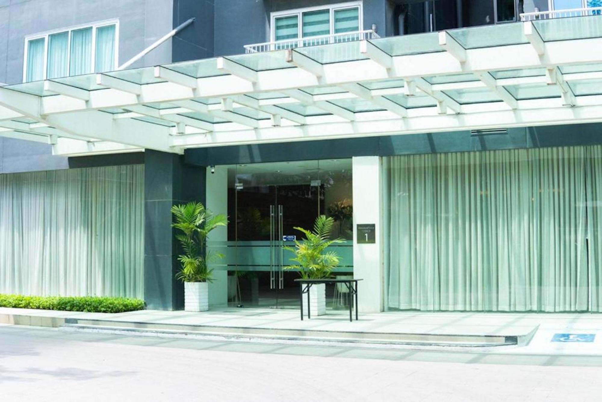 Apartment Abreeza 2321 - Pool, Wifi, View, Washer, Ac, Netflix, Mall *